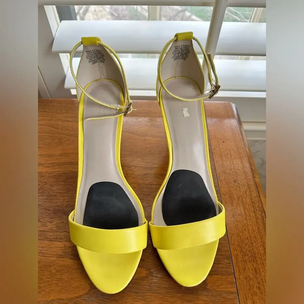 Apt. 9 women’s yellow sling 4” heels